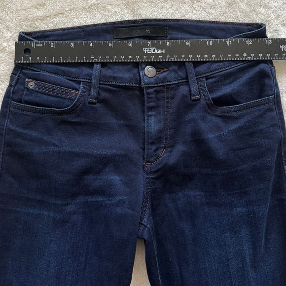 Joe’s Jeans The Honey Jean
High Rise Curvy Skinny Flawless Selma Size 27 EUC - Picture 9 of 11